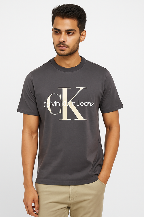 Calvin Klein Jeans Men’s Graphic Logo T-Shirt